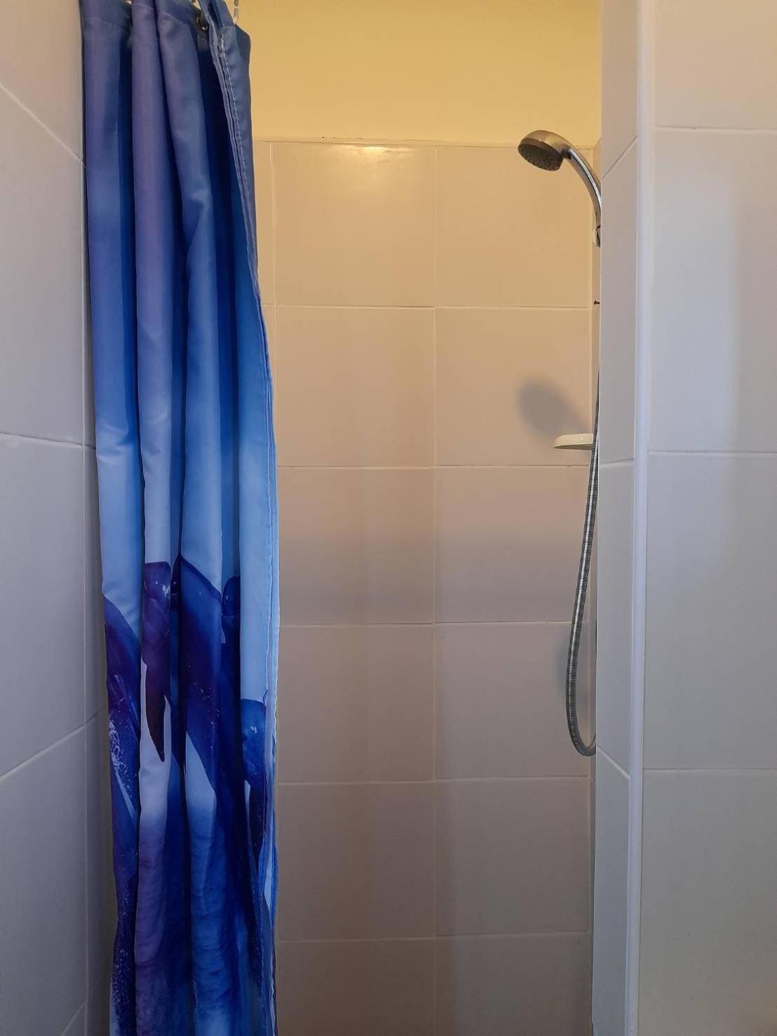 White House By Sorot ตึกขาวโดยโสรฬ Apartment Pantai Jomtien Luaran gambar