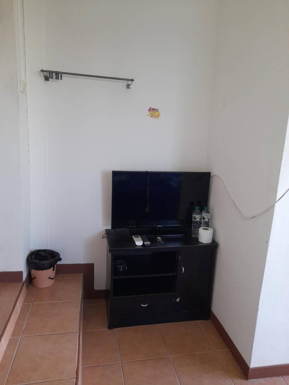 White House By Sorot ตึกขาวโดยโสรฬ Apartment Pantai Jomtien Luaran gambar